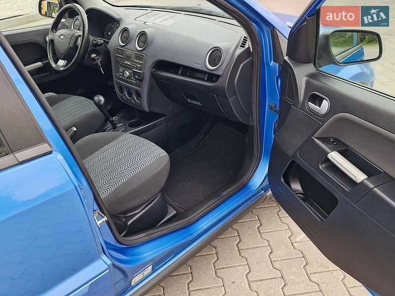 Хэтчбек Ford Fusion 2009 в Чернигове