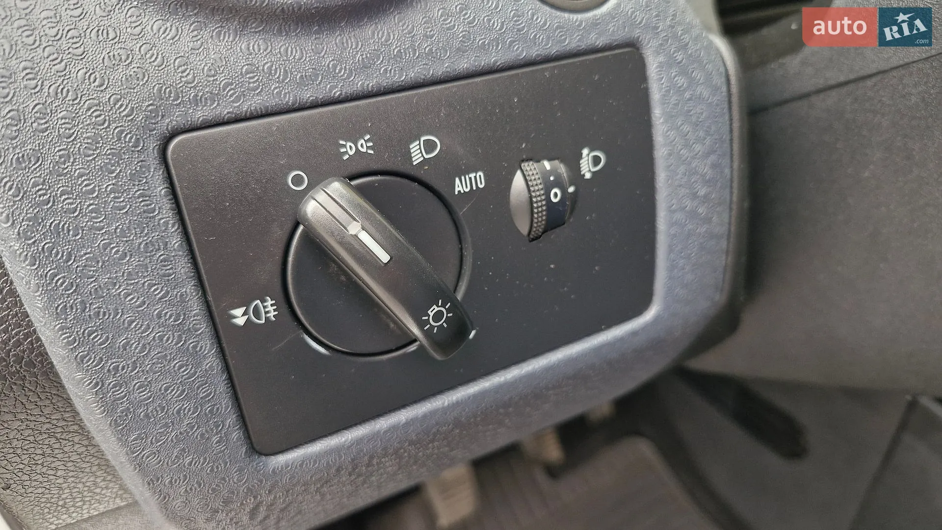 2011 Ford Fusion - мініатюра 38