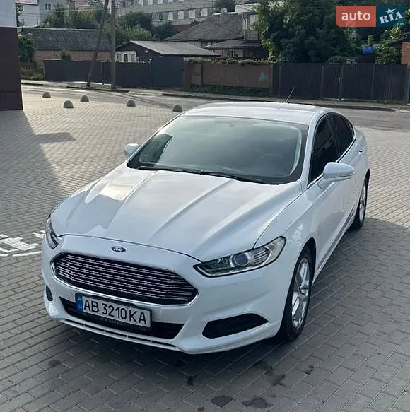 2015 Ford Fusion - фото 1