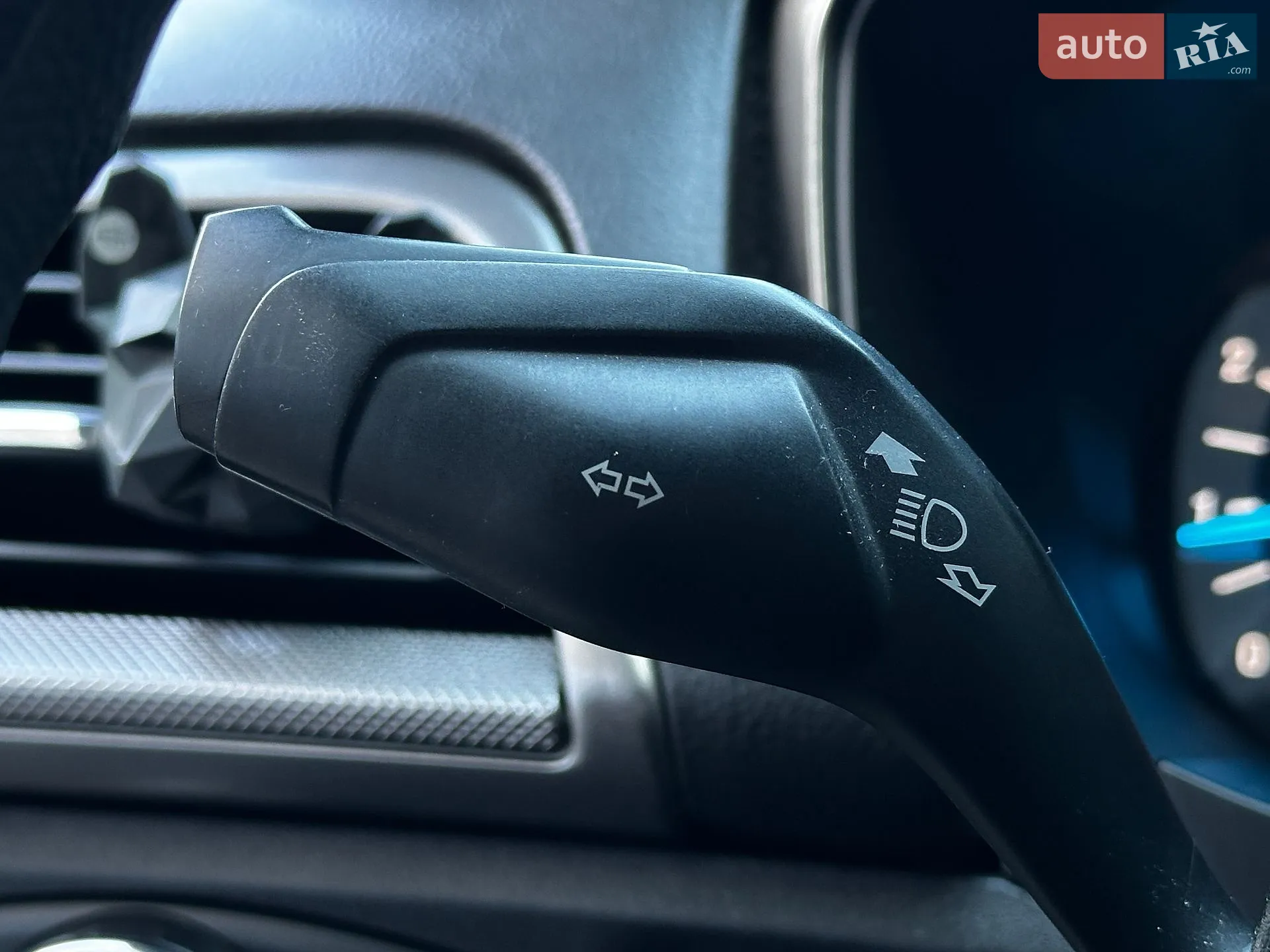 2016 Ford Fusion - мініатюра 35