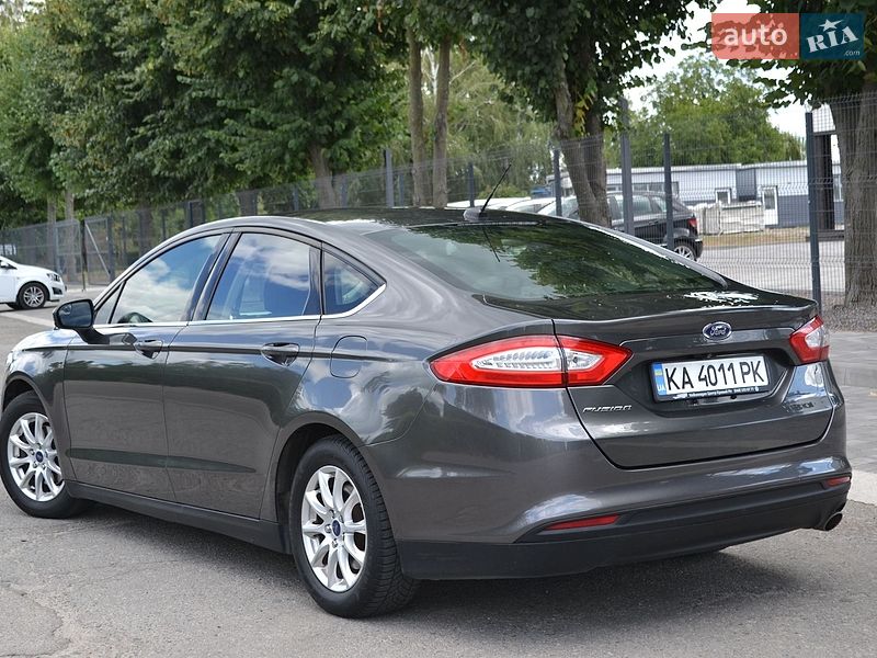 Седан Ford Fusion 2015 в Білій Церкві