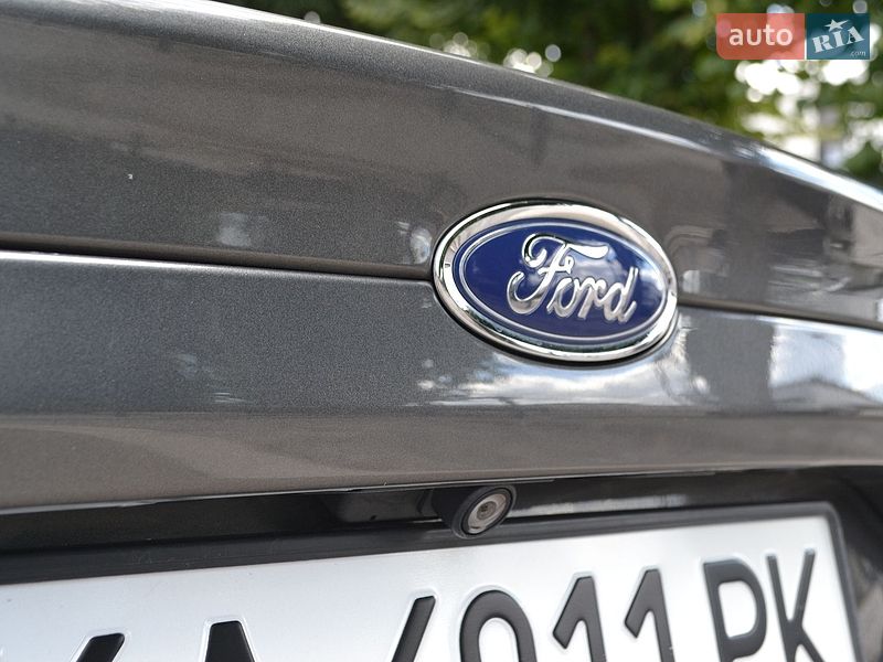 Седан Ford Fusion 2015 в Білій Церкві