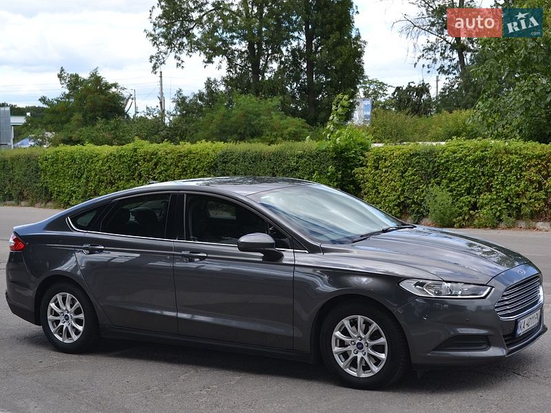 Седан Ford Fusion 2015 в Білій Церкві