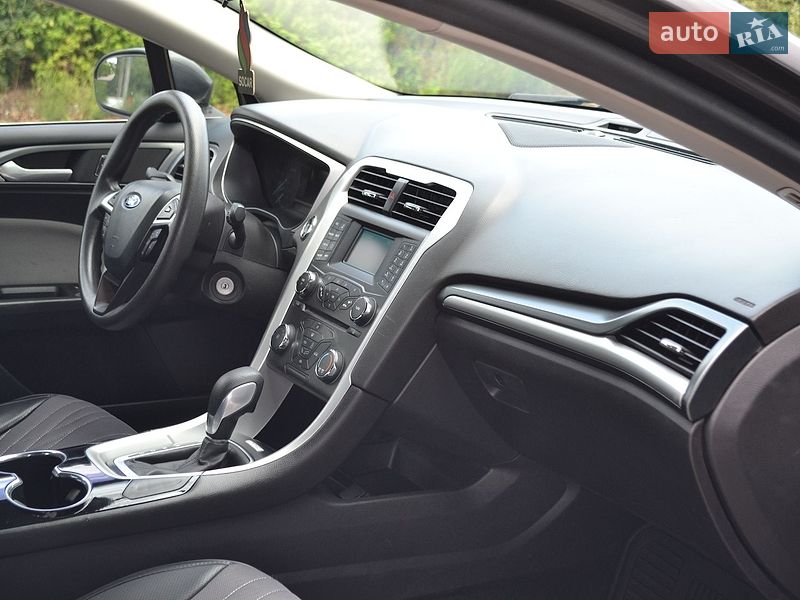 Седан Ford Fusion 2015 в Білій Церкві