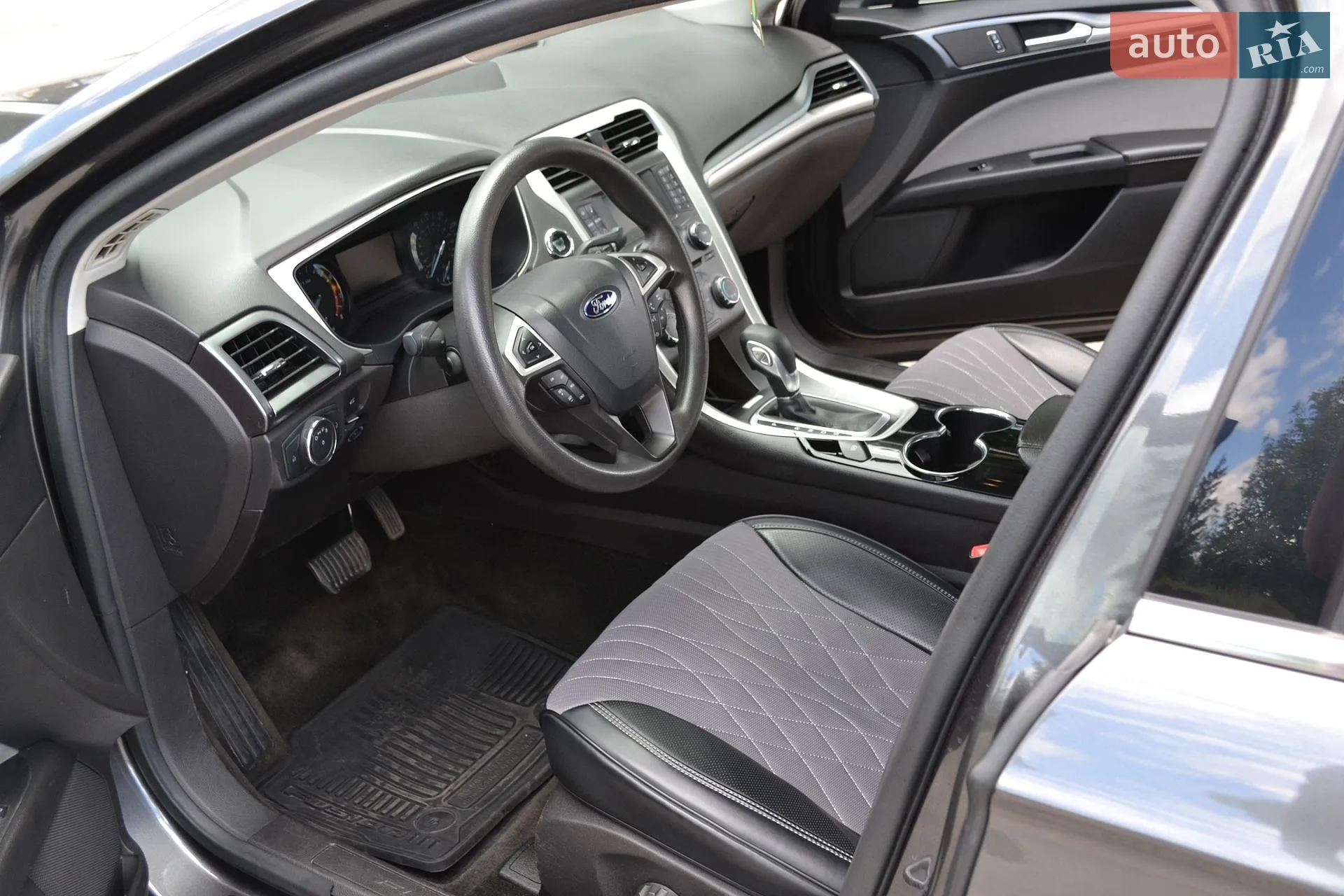 2015 Ford Fusion - мініатюра 26