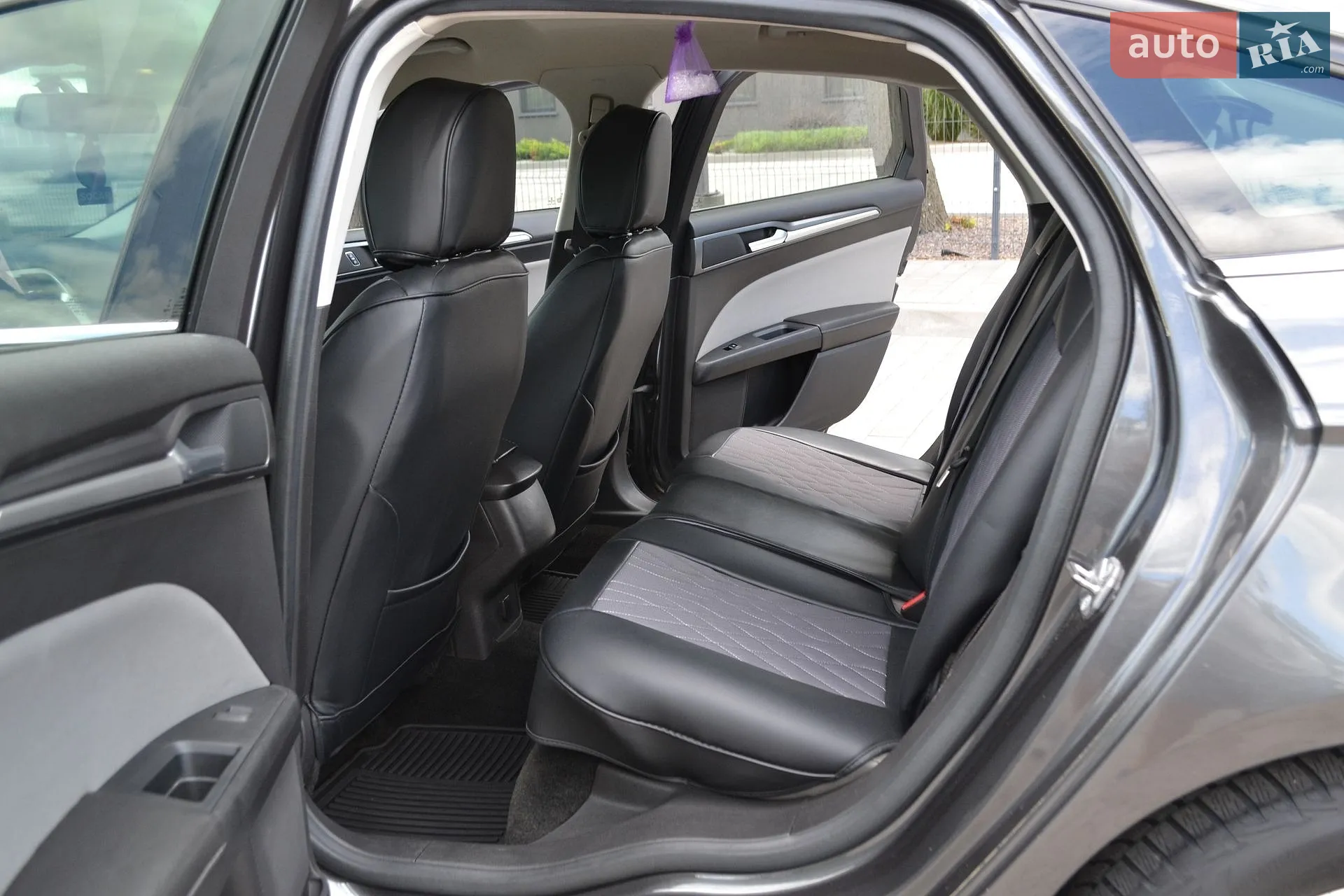2015 Ford Fusion - мініатюра 33