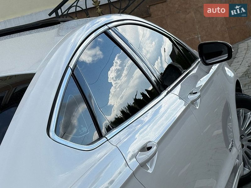 Седан Ford Fusion 2013 в Дрогобыче