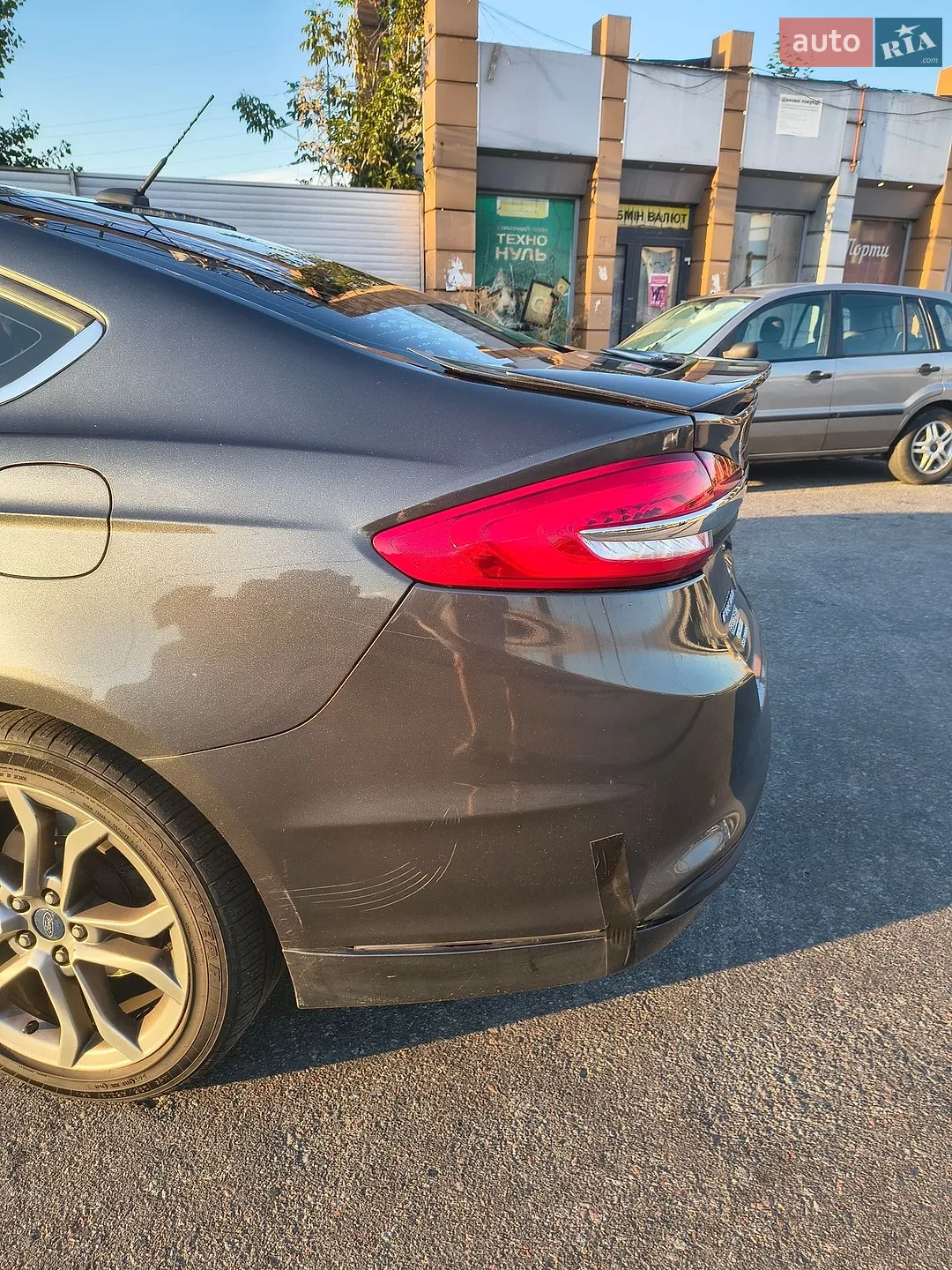 2016 Ford Fusion - мініатюра 17