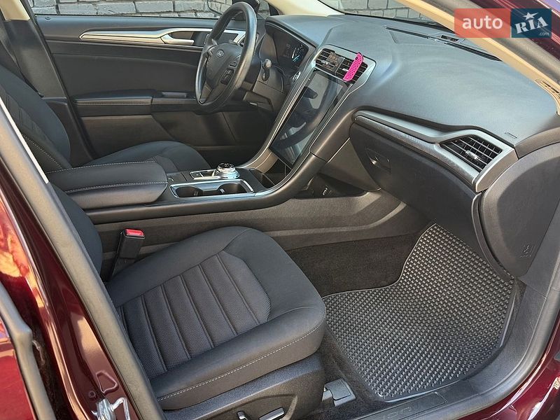 Седан Ford Fusion 2018 в Киеве