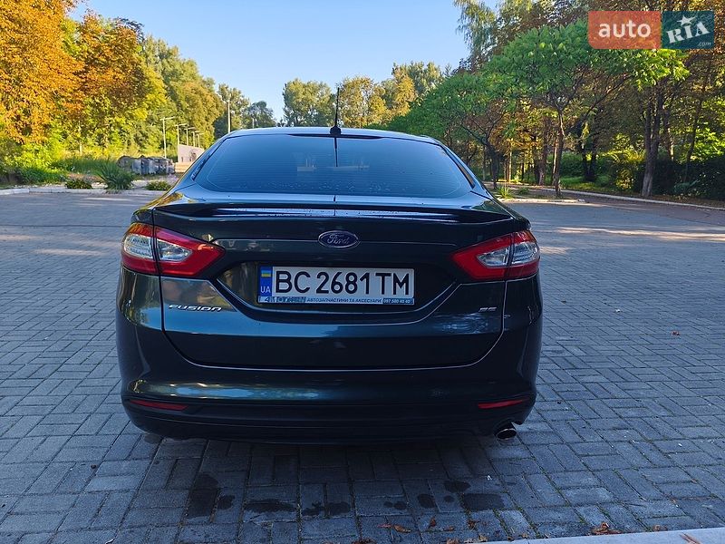 Седан Ford Fusion 2015 в Дрогобичі