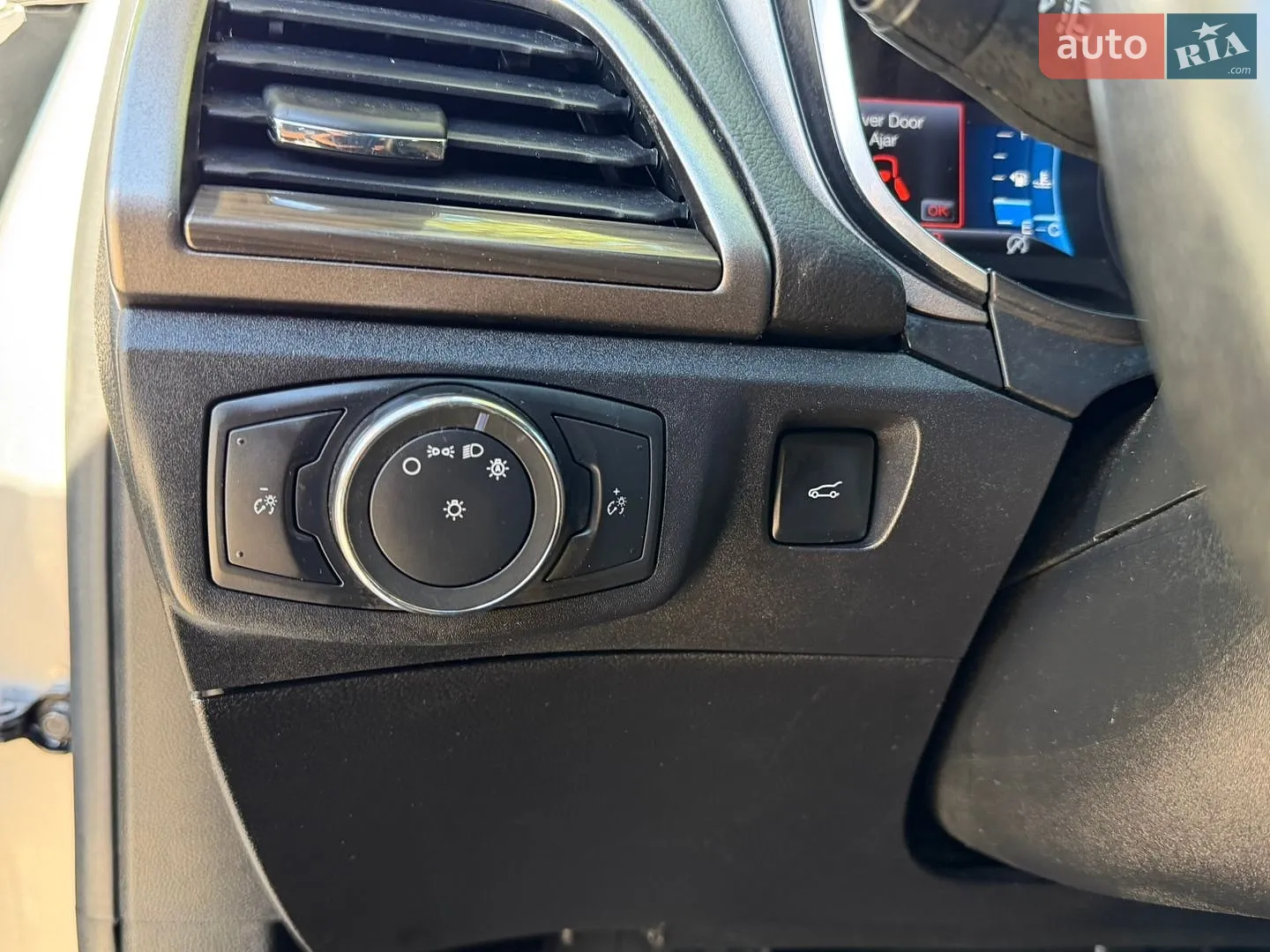 2020 Ford Fusion - мініатюра 46