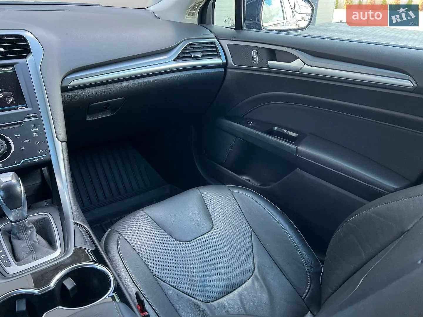 2013 Ford Fusion - мініатюра 24