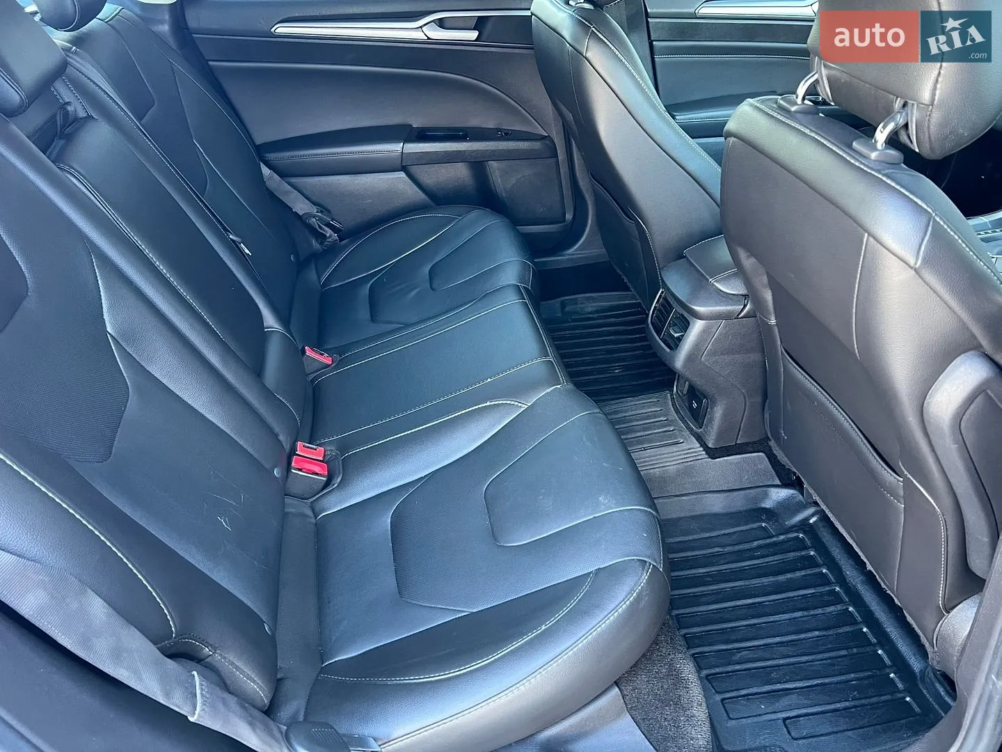 2013 Ford Fusion - мініатюра 31