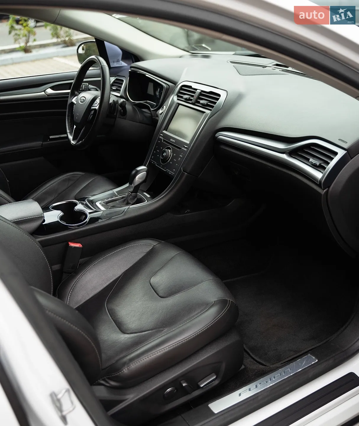 2015 Ford Fusion - мініатюра 31