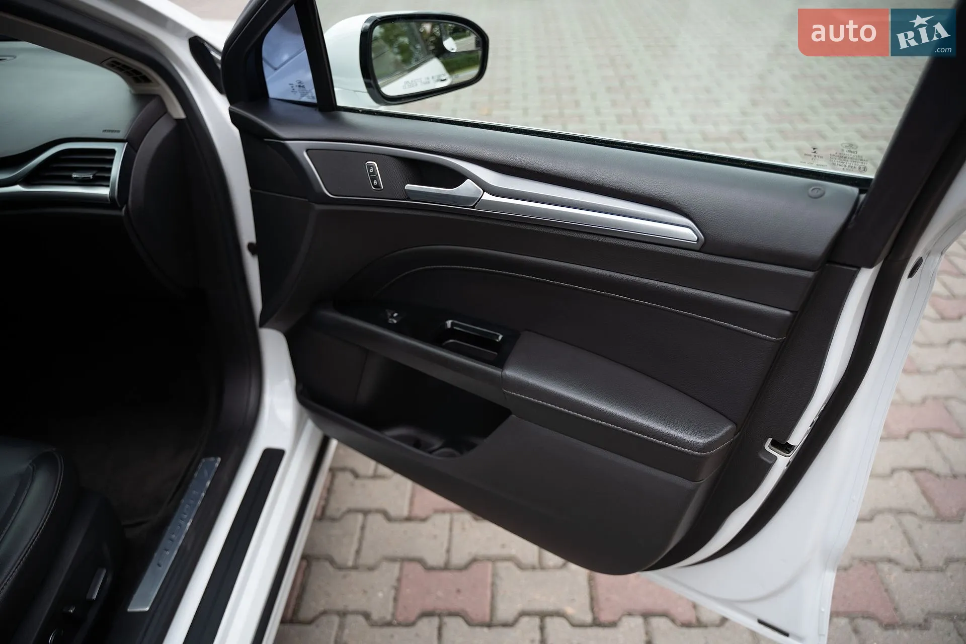 2015 Ford Fusion - мініатюра 32
