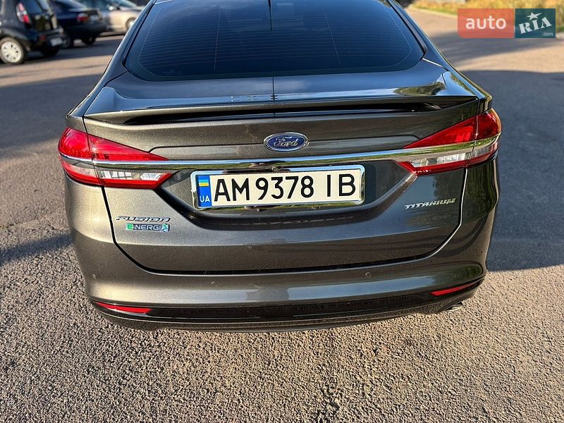 Седан Ford Fusion 2017 в Бердичеві