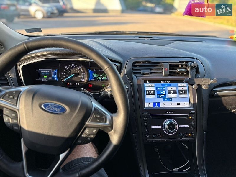 Седан Ford Fusion 2017 в Бердичеві