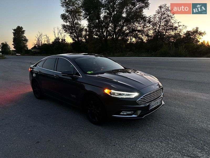 Седан Ford Fusion 2017 в Бердичеві