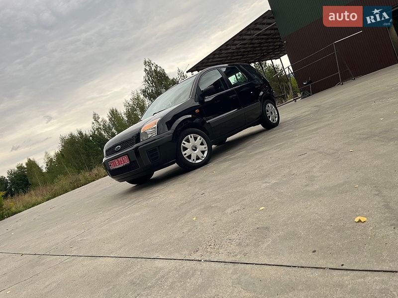 Хэтчбек Ford Fusion 2007 в Славуте