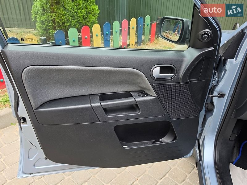 Хэтчбек Ford Fusion 2005 в Тернополе фото 23 Хэтчбек Ford Fusion 2005 в Тернополе
