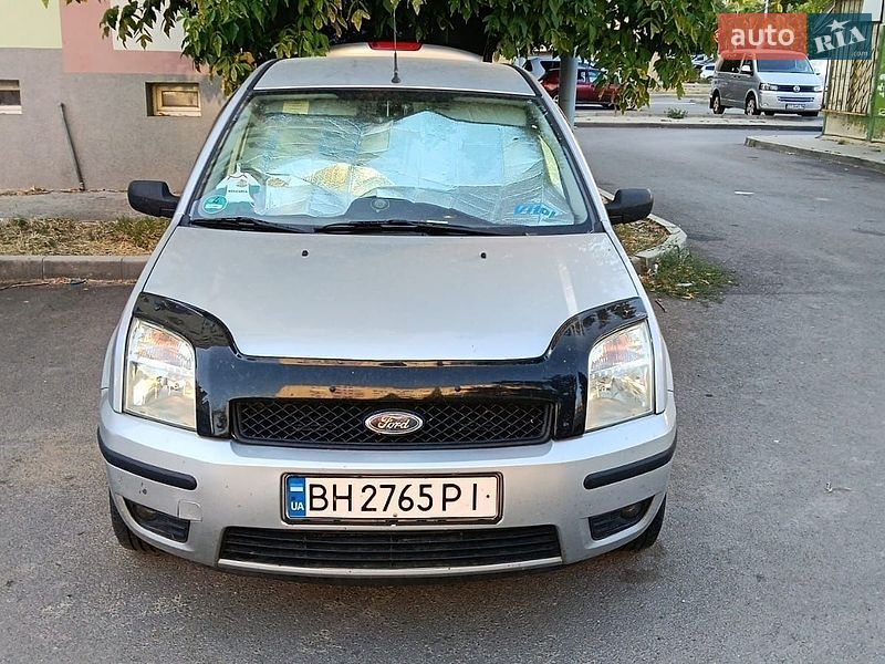 Хетчбек Ford Fusion 2003 в Ізмаїлі
