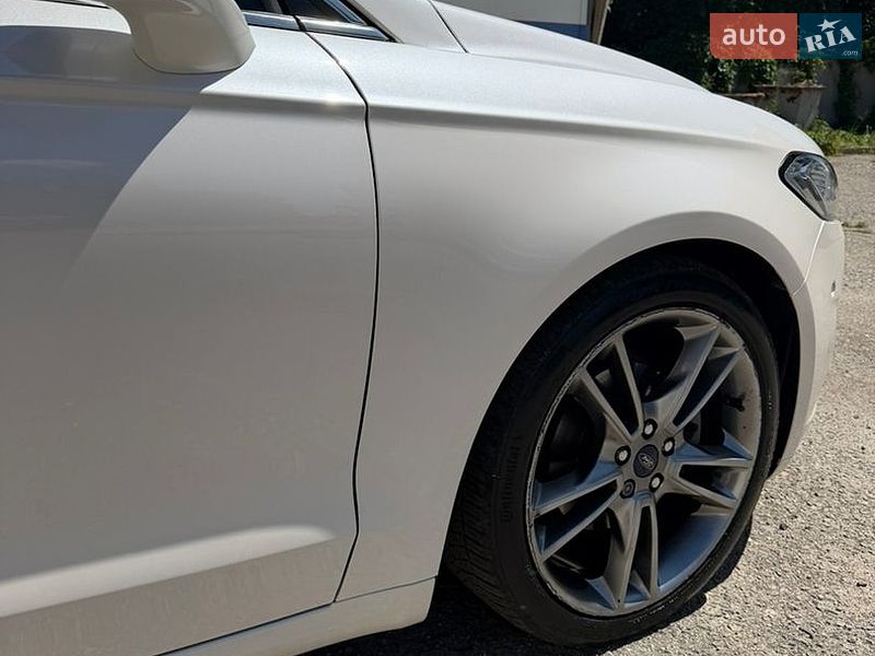 Седан Ford Fusion 2014 в Харкові