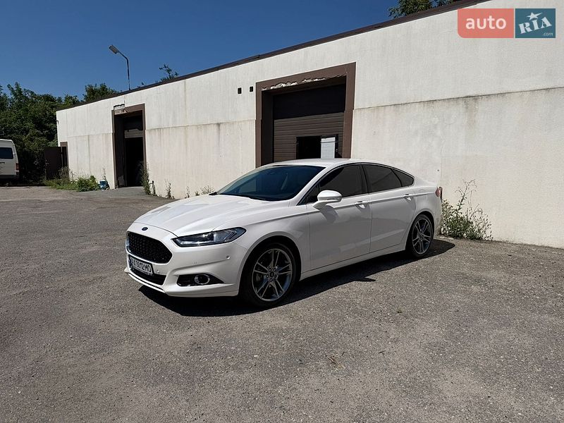 Седан Ford Fusion 2014 в Харкові