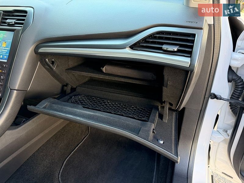 Седан Ford Fusion 2014 в Харкові