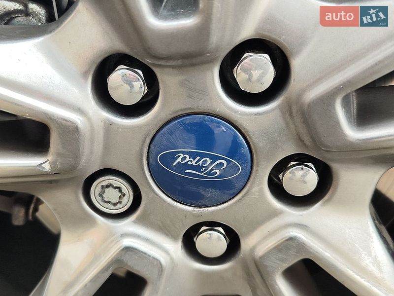 Седан Ford Fusion 2014 в Харкові