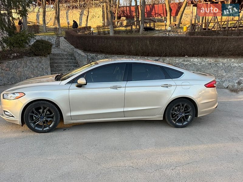 Седан Ford Fusion 2018 в Кропивницком