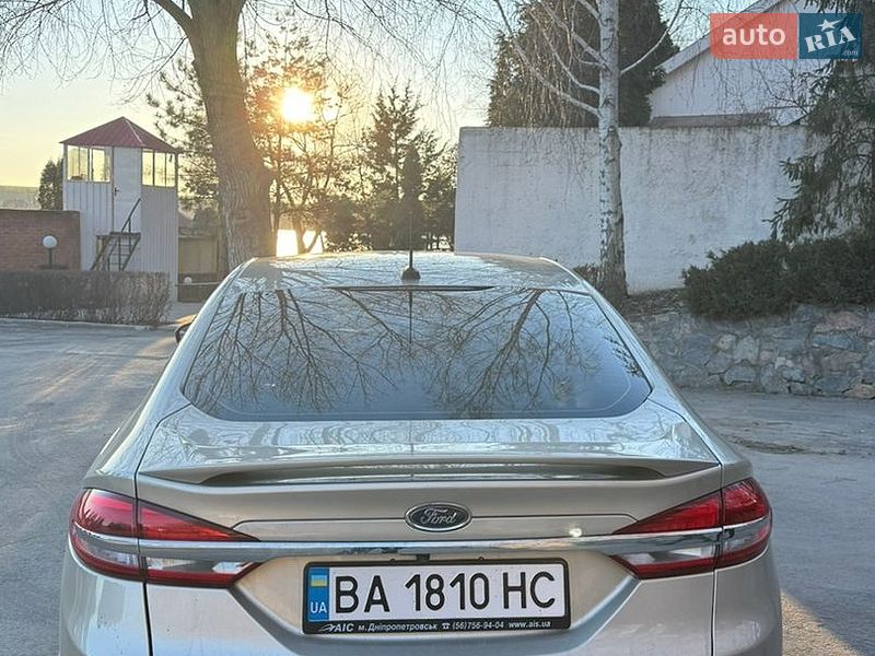 Седан Ford Fusion 2018 в Кропивницком
