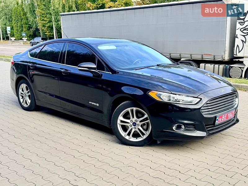 Ford Fusion, фото з оголошення