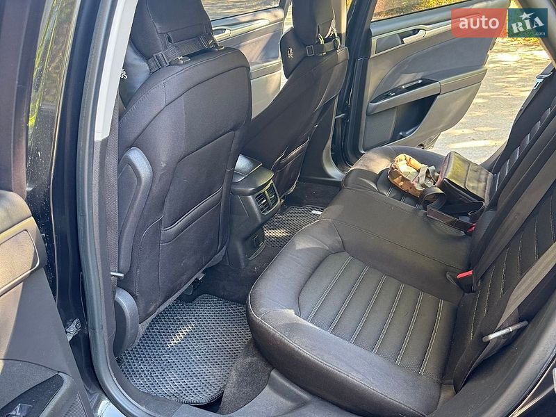 Седан Ford Fusion 2014 в Хмельницькому