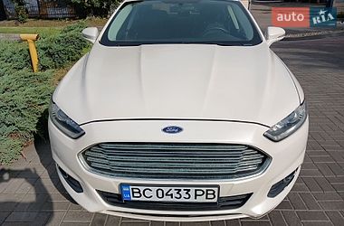 Седан Ford Fusion 2013 в Днепре