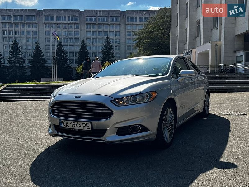 Седан Ford Fusion 2016 в Києві фото Седан Ford Fusion 2016 в Києві