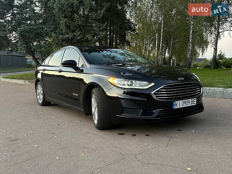Седан Ford Fusion 2019 в Житомире