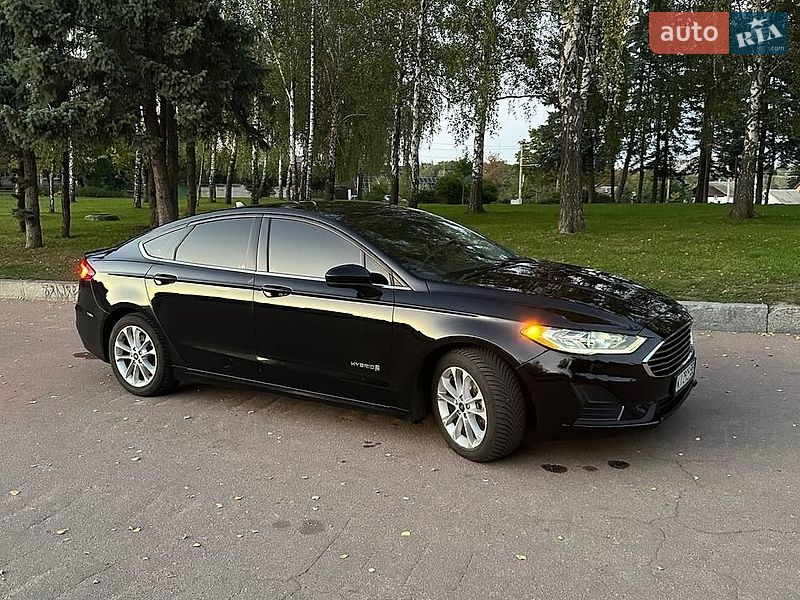 Седан Ford Fusion 2019 в Житомире