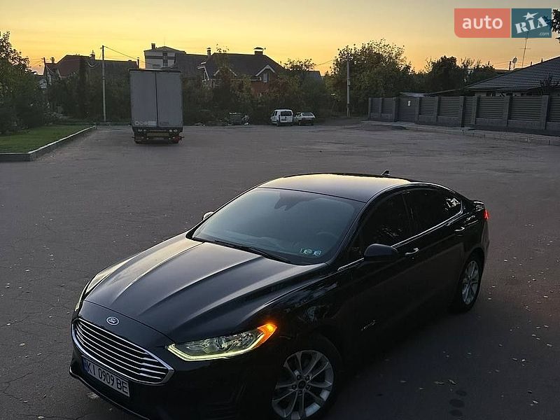 Седан Ford Fusion 2019 в Житомире