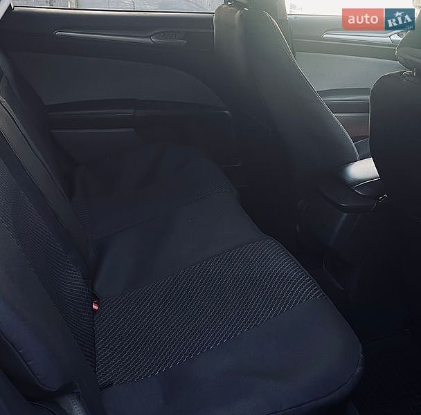 Седан Ford Fusion 2015 в Києві фото 9 Седан Ford Fusion 2015 в Києві
