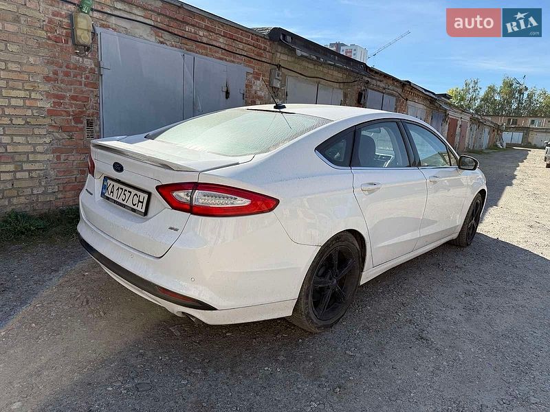 Седан Ford Fusion 2015 в Киеве