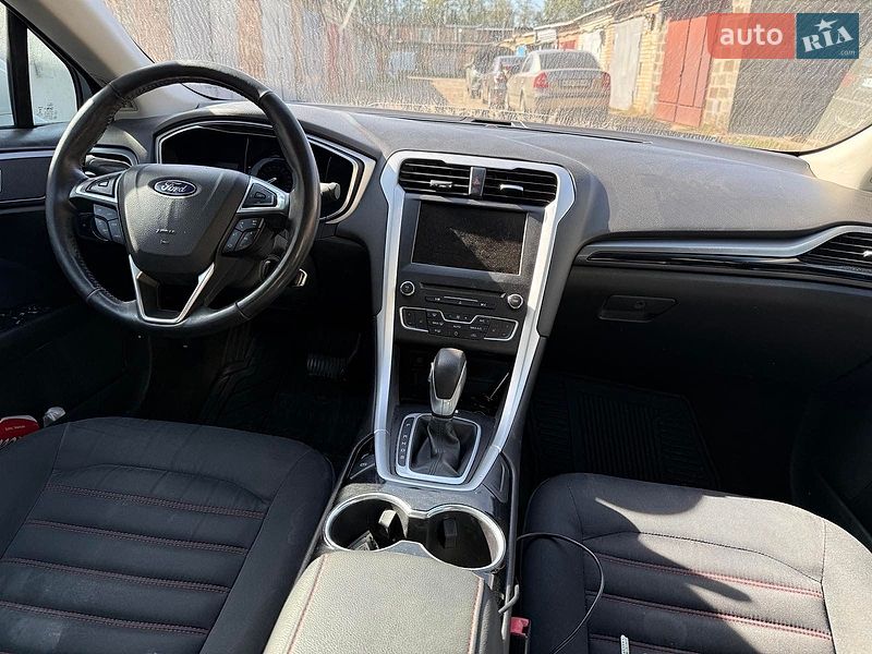 Седан Ford Fusion 2015 в Киеве