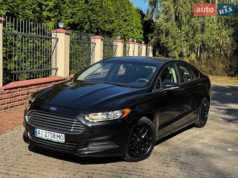 Седан Ford Fusion 2015 в Василькові