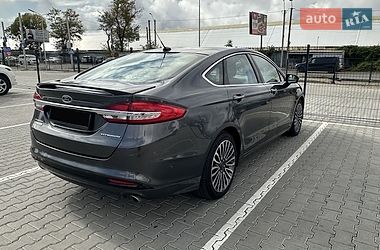 Седан Ford Fusion 2017 в Одесі