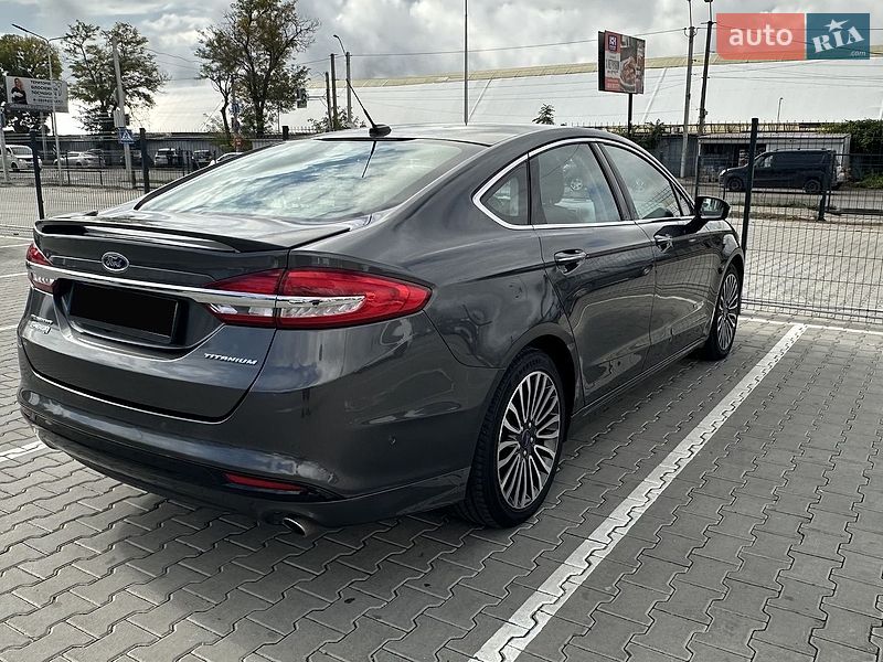 Седан Ford Fusion 2017 в Одесі