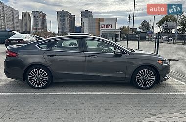 Седан Ford Fusion 2017 в Одесі