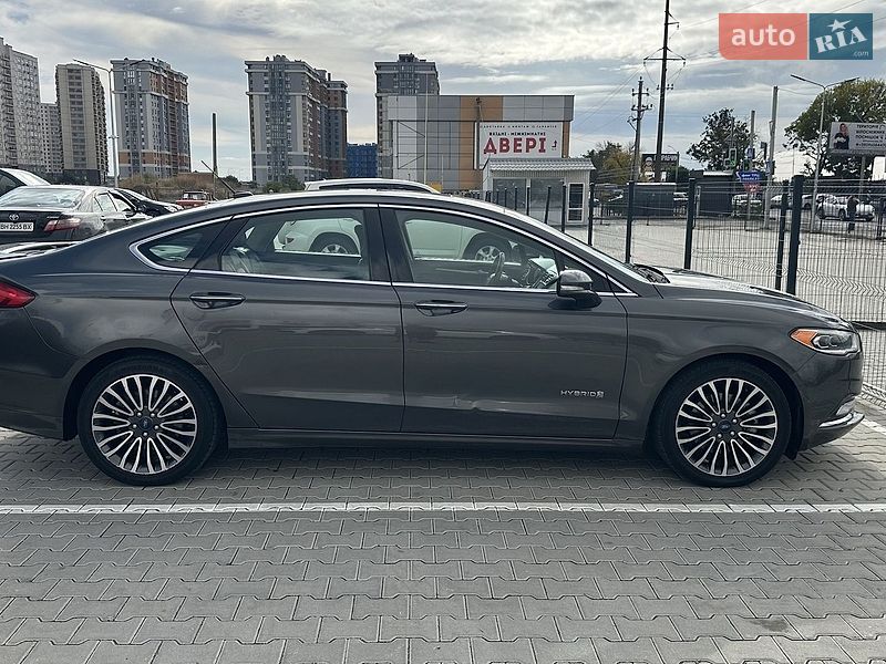 Седан Ford Fusion 2017 в Одесі