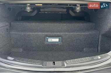 Седан Ford Fusion 2017 в Одесі
