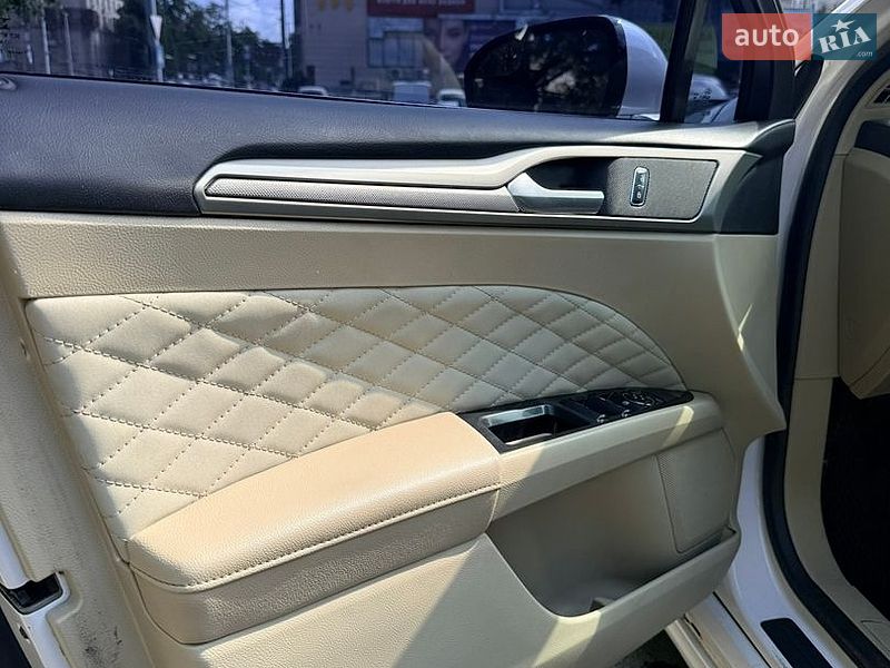 Седан Ford Fusion 2014 в Запорожье
