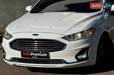 Ford Fusion 2020