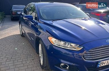 Седан Ford Fusion 2016 в Измаиле